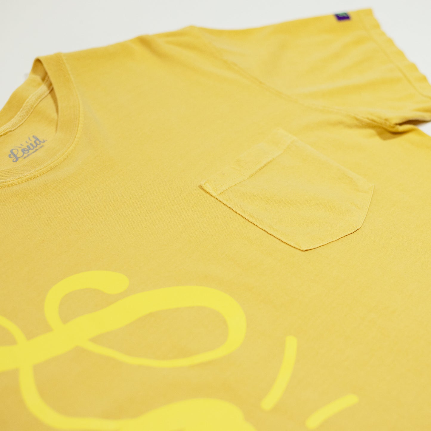 Big Logo Pocket Tee - Vintage Daisy